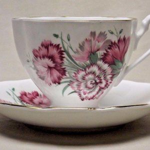 Queen Anne Fine Bone China England Floral Footed Tea Cup and Saucer